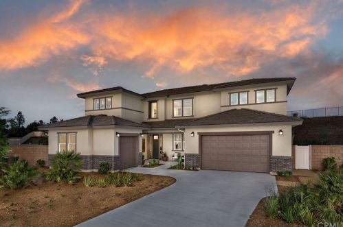 1218 Matterhorn Dr, Riverside, CA 92506