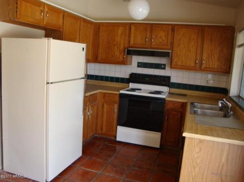 1819 Aire Libre Ave, Phoenix, AZ 85022-2827