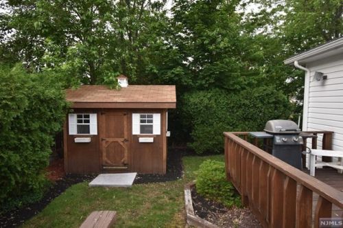 277 Baldwin Ave, N Milford NJ  07646-1903 exterior