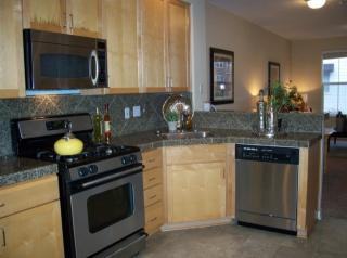 642 Arcadia Dr, Hayward, CA 94541-6528