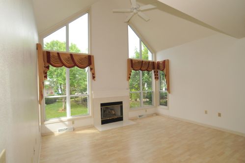 3170 Waterford Ct, Waukesha, WI 53151-9530