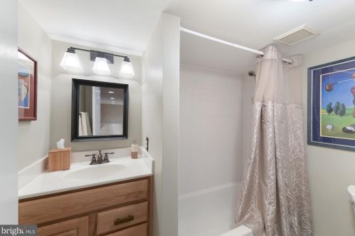 1802 Pimmit Dr, Falls Church VA  22043-1114 exterior