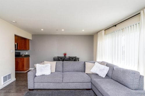 1614 Yardley St, Santa Rosa CA  95403-2393 exterior