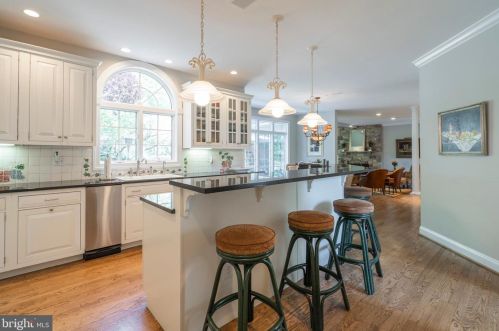 5 Gregory Ln, Newtown Square PA  19073-1518 exterior