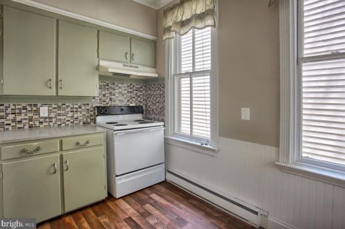 529 West St, Carlisle PA  17013-2838 exterior