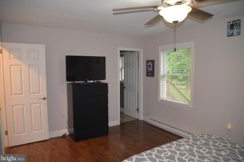 156 Boxwood Ct, Pottstown PA  19464-1500 exterior