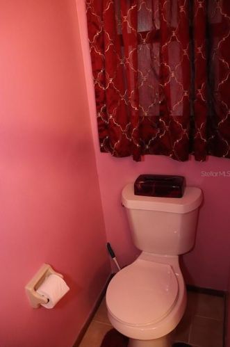 1220 Creekbottom Cir, Orlando FL 32825-7753 exterior