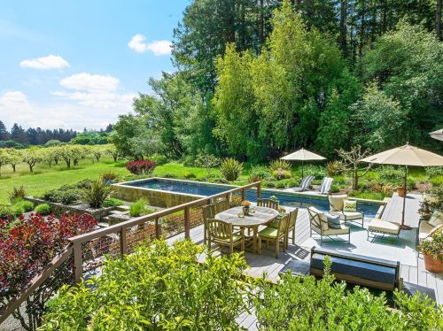 13333 Frati Ln, Sebastopol, CA 95472-9517