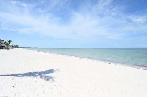 103 Dominica Ln, Bonita Springs, FL 34134-8512