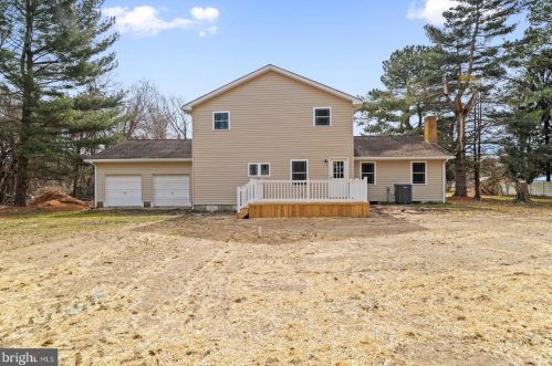 513 Meadow Brook Ln, Slaughter Beach, DE 19963-3022