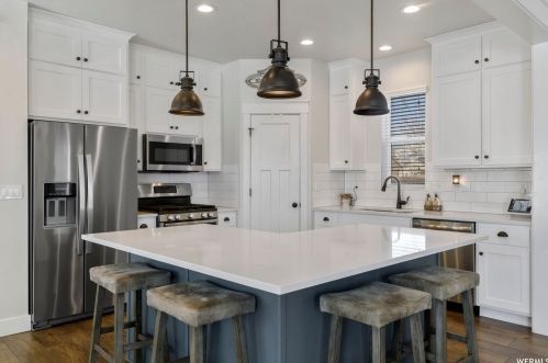 1983 Phillips St, West Kaysville, UT 84037-9616