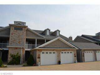3096 Whispering Shores Dr, Vermilion OH  44089-4507 exterior