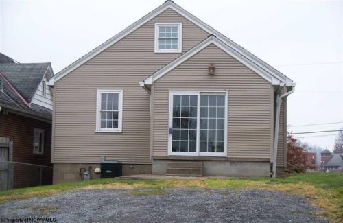 1215 19th St, Clarksburg WV  26301-1640 exterior