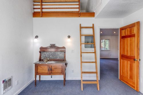 3932 Harrison Grade Rd, Sebastopol CA  95472-9359 exterior