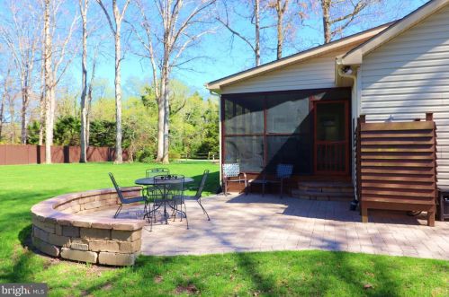 2 Roberts Rd, Lewes DE  19958-9795 exterior