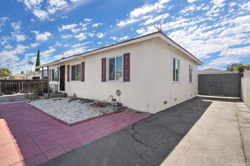 8827 Sylmar Ave, Van Nuys, CA 91402-2534