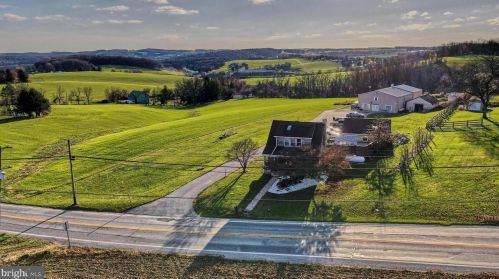 1188 Felton Rd, Red Lion PA  17356-9324 exterior