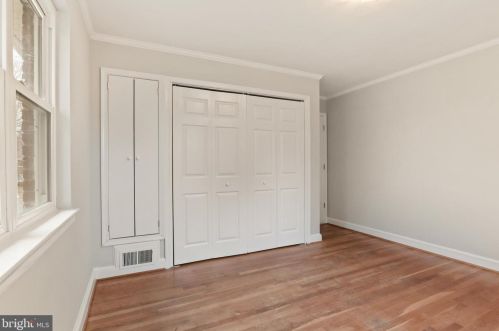 3216 Hewitt St, Falls Church VA  22042-2508 exterior