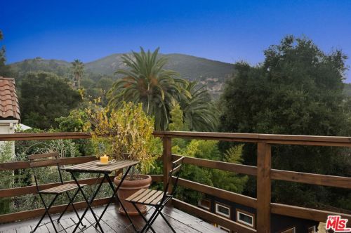 19751 Grand Vw Dr, Topanga CA  90290-3313 exterior