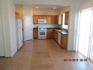 6845 Babbler St, North Las Vegas, NV 89084-2666