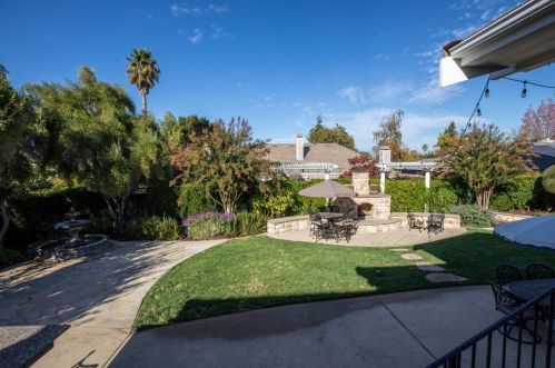 14911 Blossom Hill Rd, Los Gatos CA  95032-4926 exterior