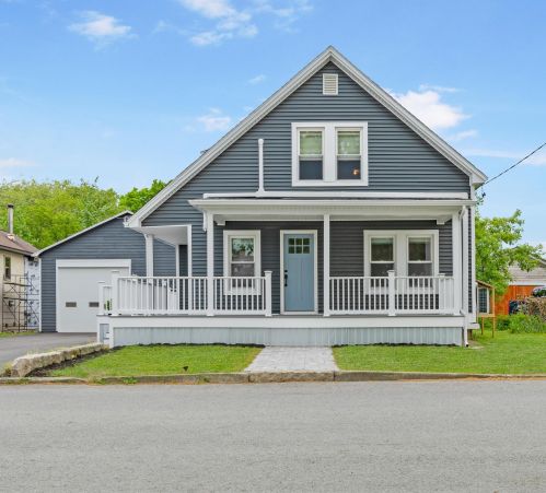 13 Merrill St, Columbia NH  03576-3136 exterior