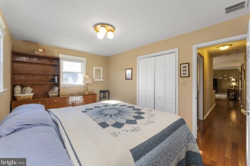 2221 Swamp Pike, Gilbertsville PA  19525-9654 exterior