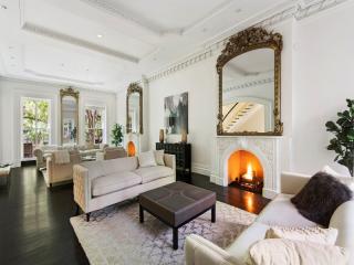 47 9th St, New York NY  10003-6349 exterior