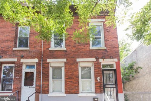 2810 Jackson St, Philadelphia, PA 19145-2427