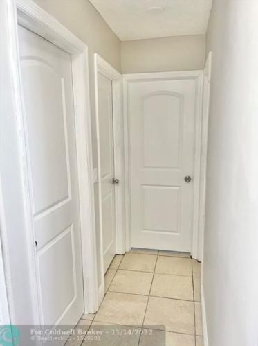 37 6th Ave, Dania Beach FL  33004-3262 exterior