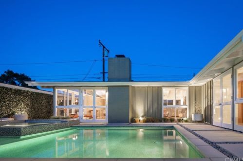 3014 Shipway Ave, Long Beach CA  90808-4327 exterior