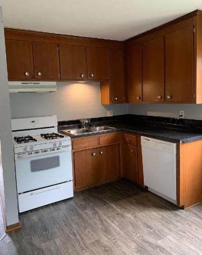 2226 Arthur St, Minneapolis MN  55418-3911 exterior