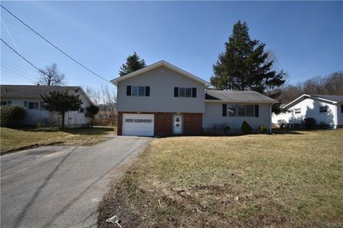 19 Allerton Ave, Middletown, NY 10940-6003