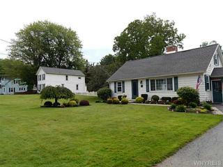 5669 Locust Street Ext, Pendleton NY  14094-5924 exterior