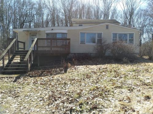 281 Howells Rd, Middletown, NY 10940-6438