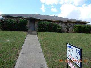 605 Ray Ave, Desoto, TX 75115-3311
