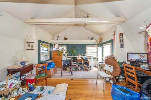 16 Beekman St, Bloomfield NJ 07003-3802 exterior