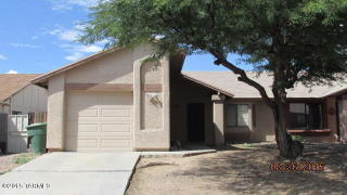 8739 Almond St, Tucson, AZ 85730-4811