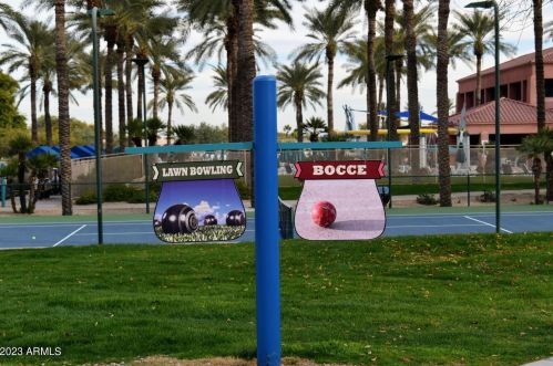 15780 Alpine Ridge Dr, Sun City AZ  85374-2193 exterior