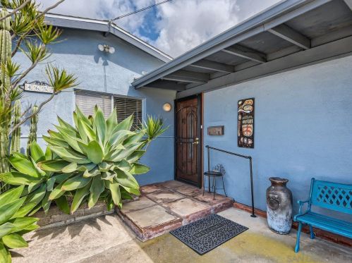 4655 Cheshire St, San Diego, CA 92117-4024