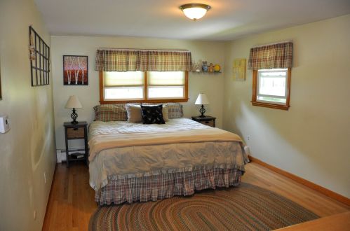 17 Biscayne Pkwy, Nashua NH 03064-1169 exterior