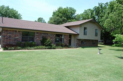 1822 5 St, Henryetta OK  74437-1646 exterior