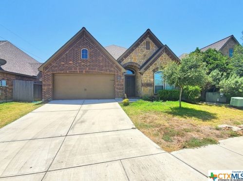 2954 Saddlehorn Dr, Seguin TX  78155-2005 exterior