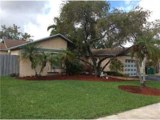 15502 142nd Ct, Miami, FL 33177-1044