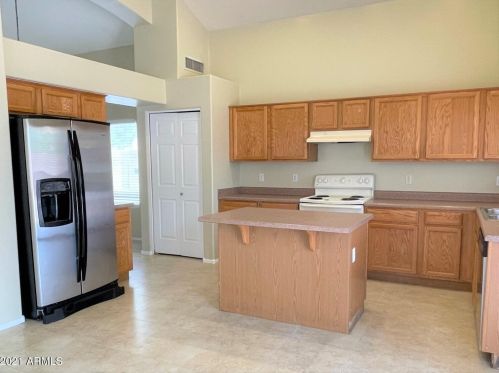 12719 Hollyhock Dr, Avondale AZ  85392-6357 exterior