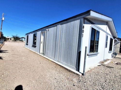 1801 Wendell Ave, Bullhead City AZ  86442-8148 exterior