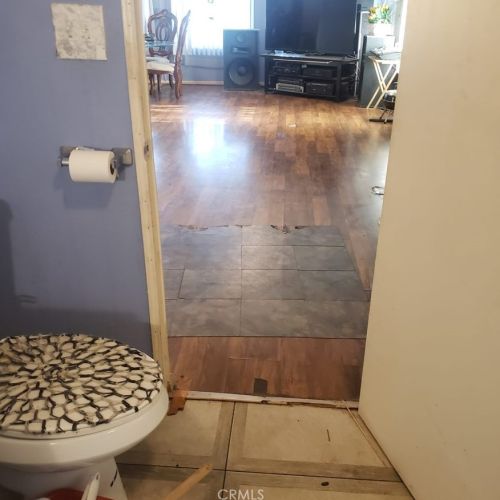 1560 Massachusetts Ave, Riverside CA  92507-6900 exterior