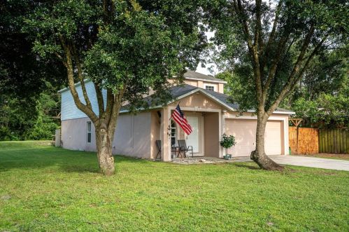 2083 8th Ave, Deland, FL 32724-3118
