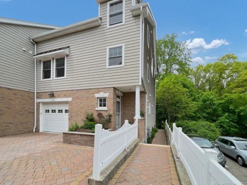 88 Maple Tree Ave, Stamford, CT 06906-2210