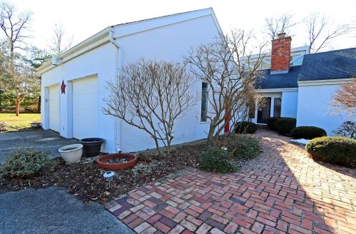 1355 Fox Run Dr, Marysville, OH 43040-8086